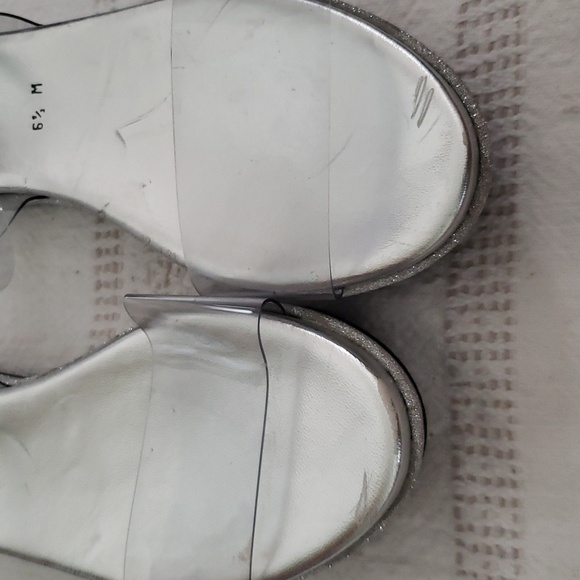 Stuart Weitzman silver glitter platform clear ankle strap occasion shoes, 6.5 - Picture 3 of 8